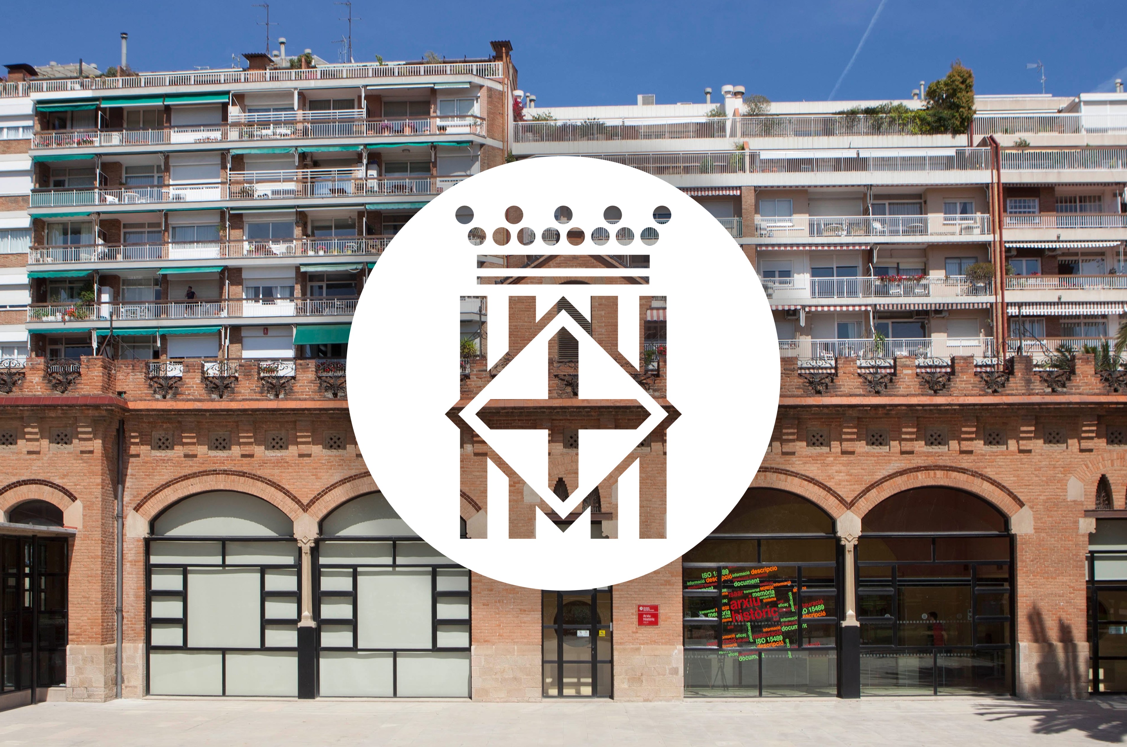 Edifici de l'Arxiu de la Diputació amb el logo